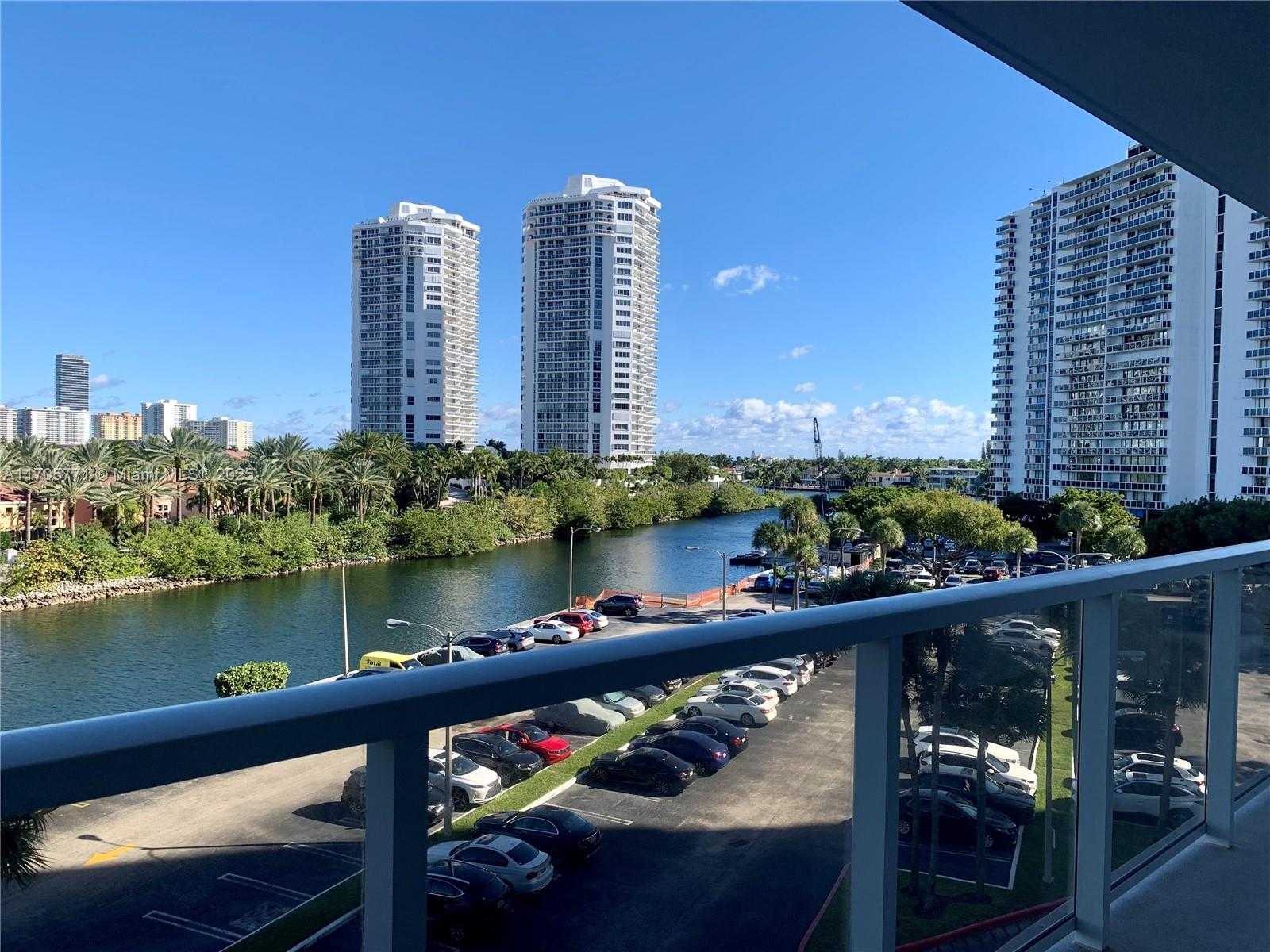 Small Image of 3701 NORTH COUNTRY CLUB DR #502, Aventura Number 21
