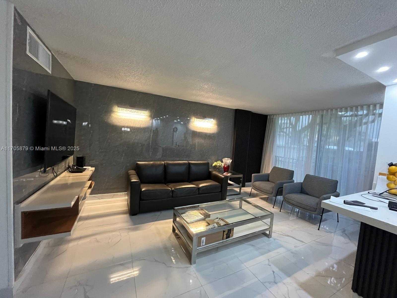 Small Image of 16909 NORTH BAY RD #112, Sunny Isles Beach Number 3
