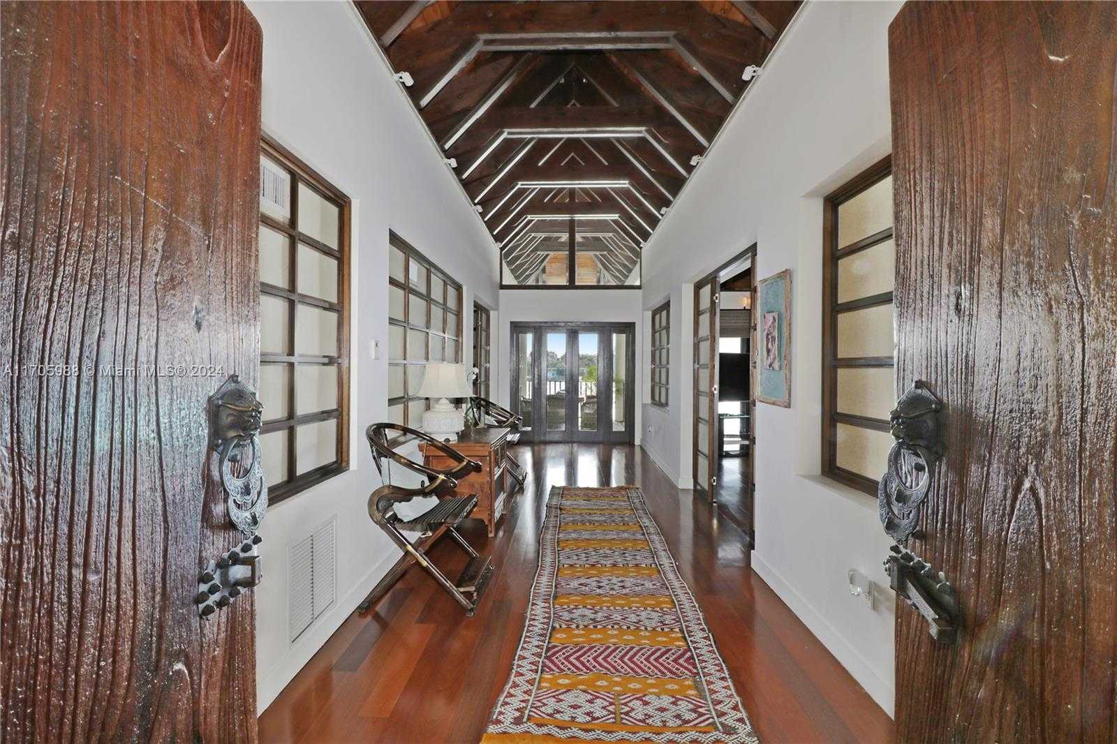 Small Image of 14 WEST SAN MARINO DR, Miami Beach Number 16