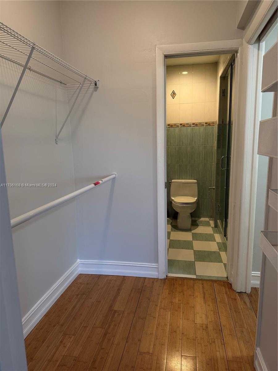Small Image of 401 POINCIANA DR #1225, Sunny Isles Beach Number 17
