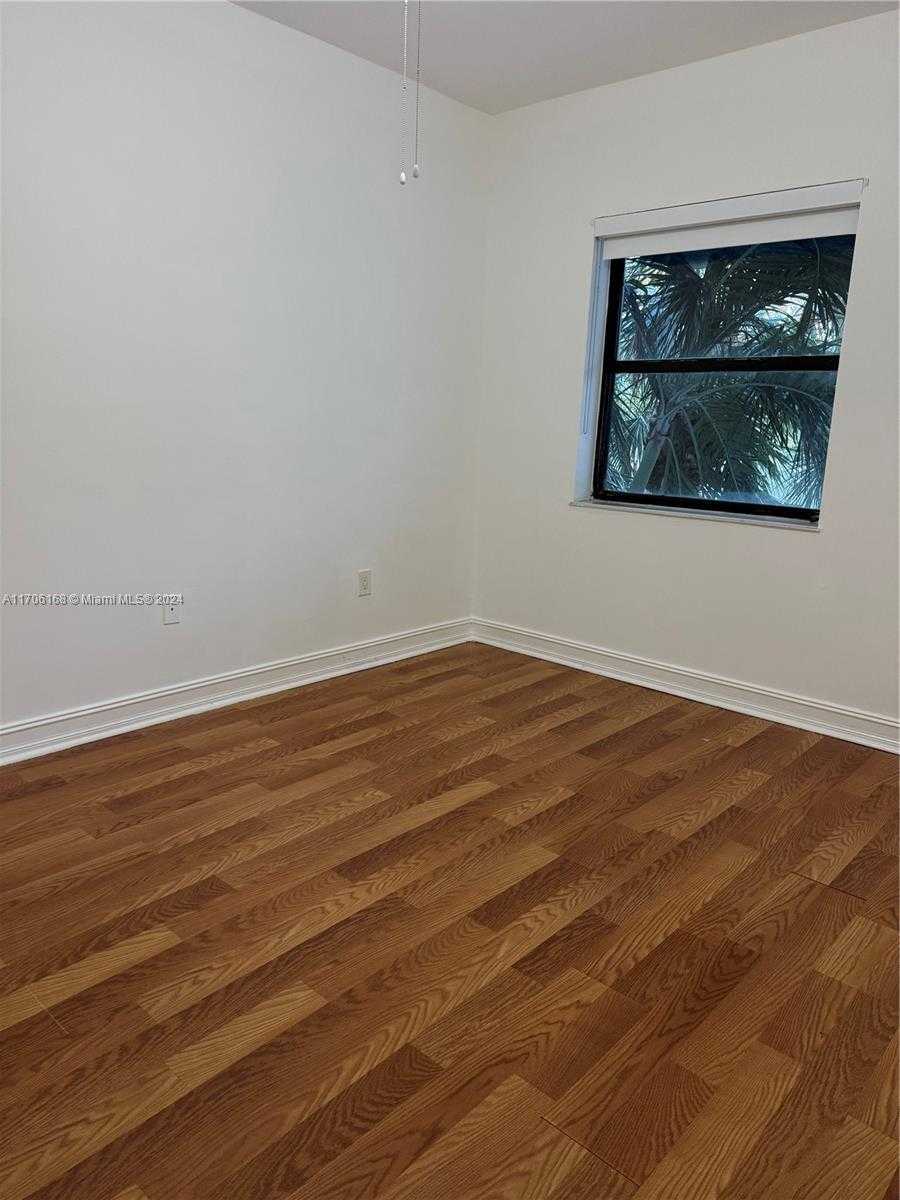 Small Image of 401 POINCIANA DR #1225, Sunny Isles Beach Number 19