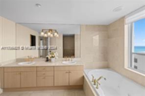 Small Image of 5025 COLLINS AVE #1707, Miami Beach Number 14