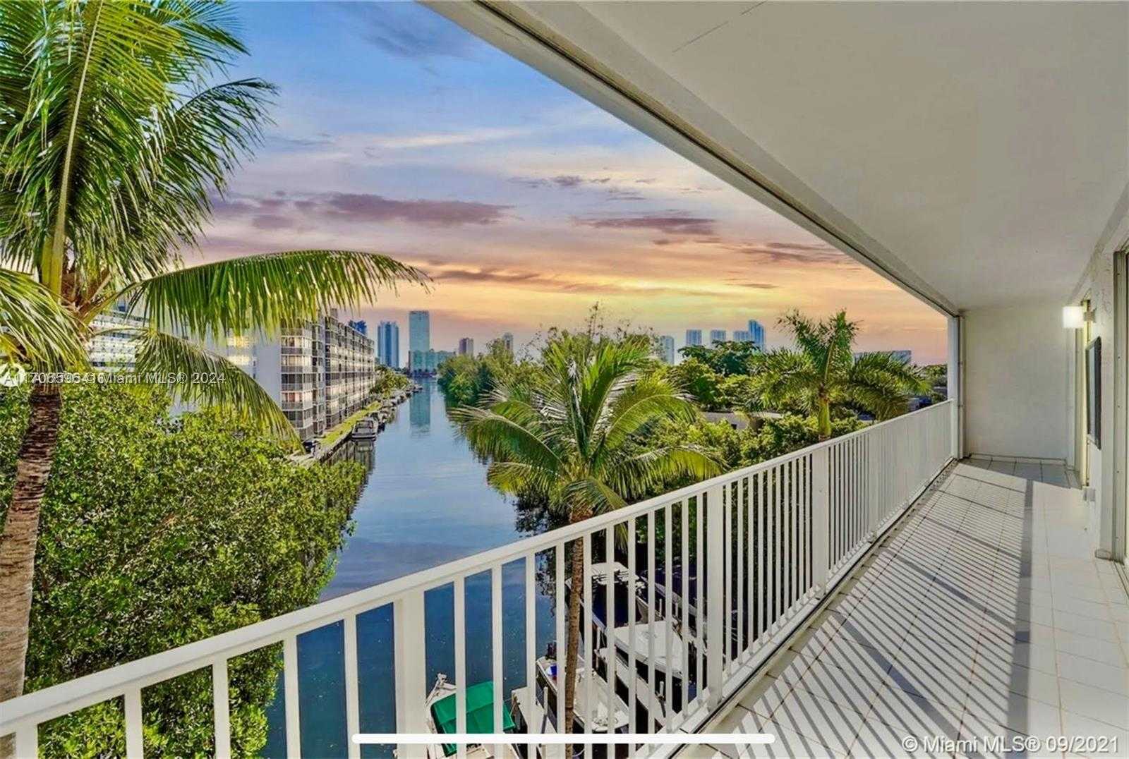 Small Image of 16531 NORTH EAST 35TH AVE #402-11, North Miami Beach Number 13
