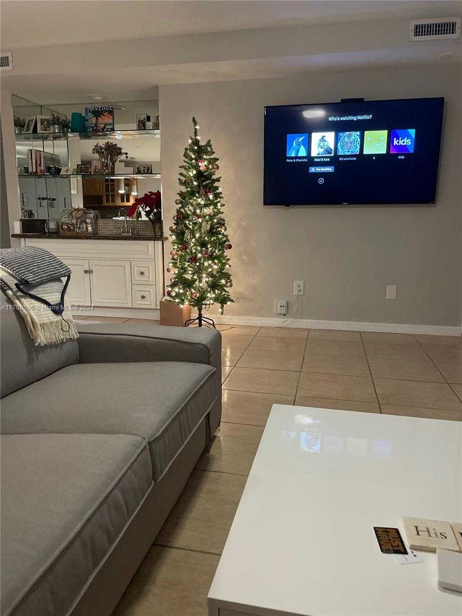 Small Image of 16531 NORTH EAST 35TH AVE #402-11, North Miami Beach Number 9