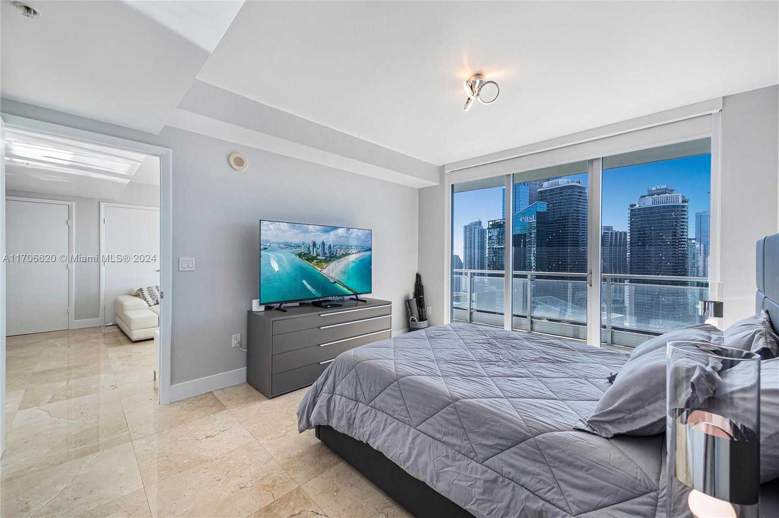 Small Image of 92 SOUTH WEST 3RD ST #3802, Miami Number 14