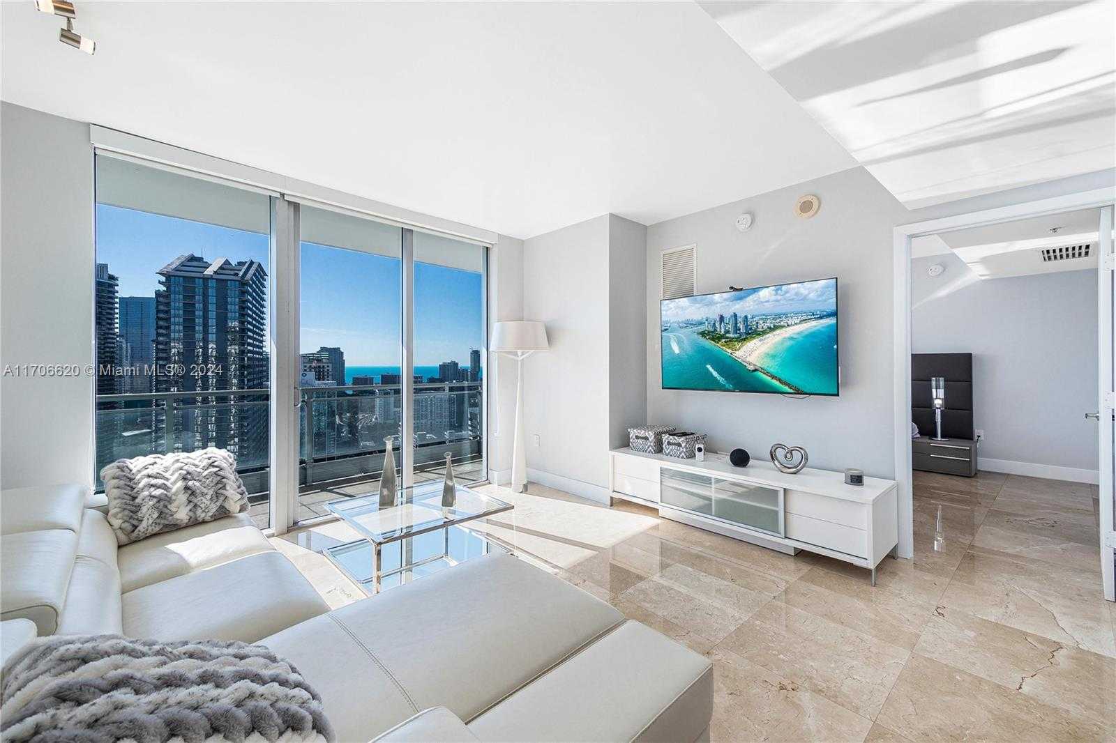 Small Image of 92 SOUTH WEST 3RD ST #3802, Miami Number 2