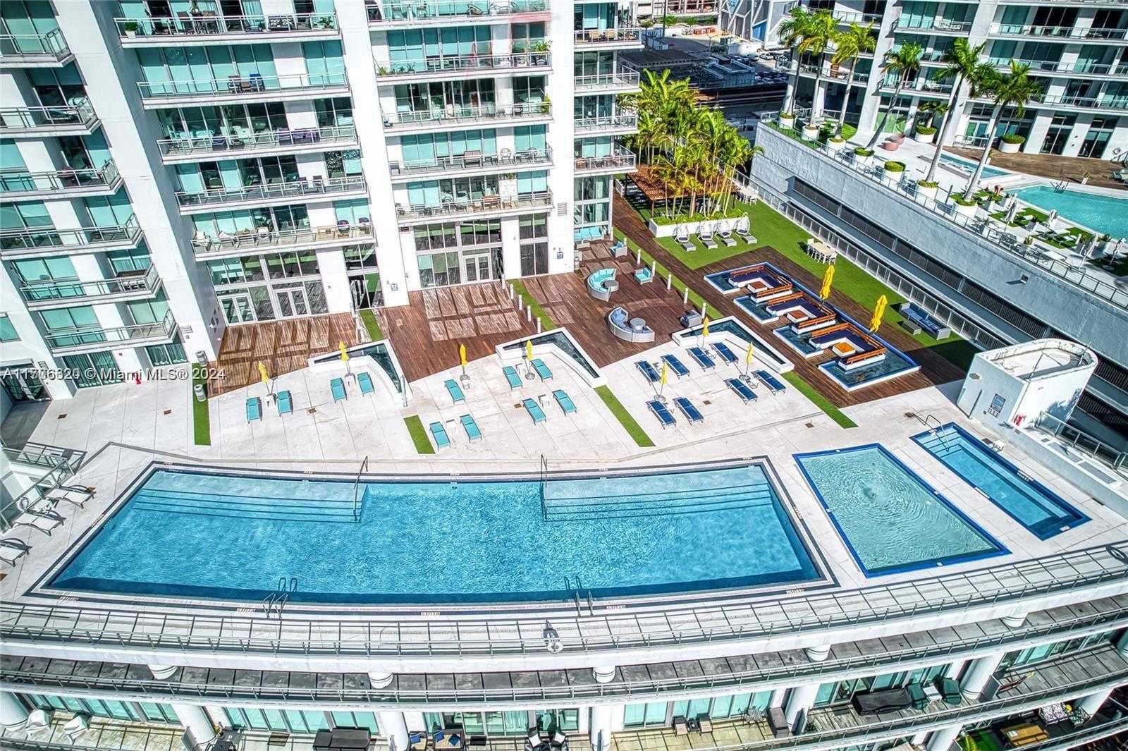 Small Image of 92 SOUTH WEST 3RD ST #3802, Miami Number 33