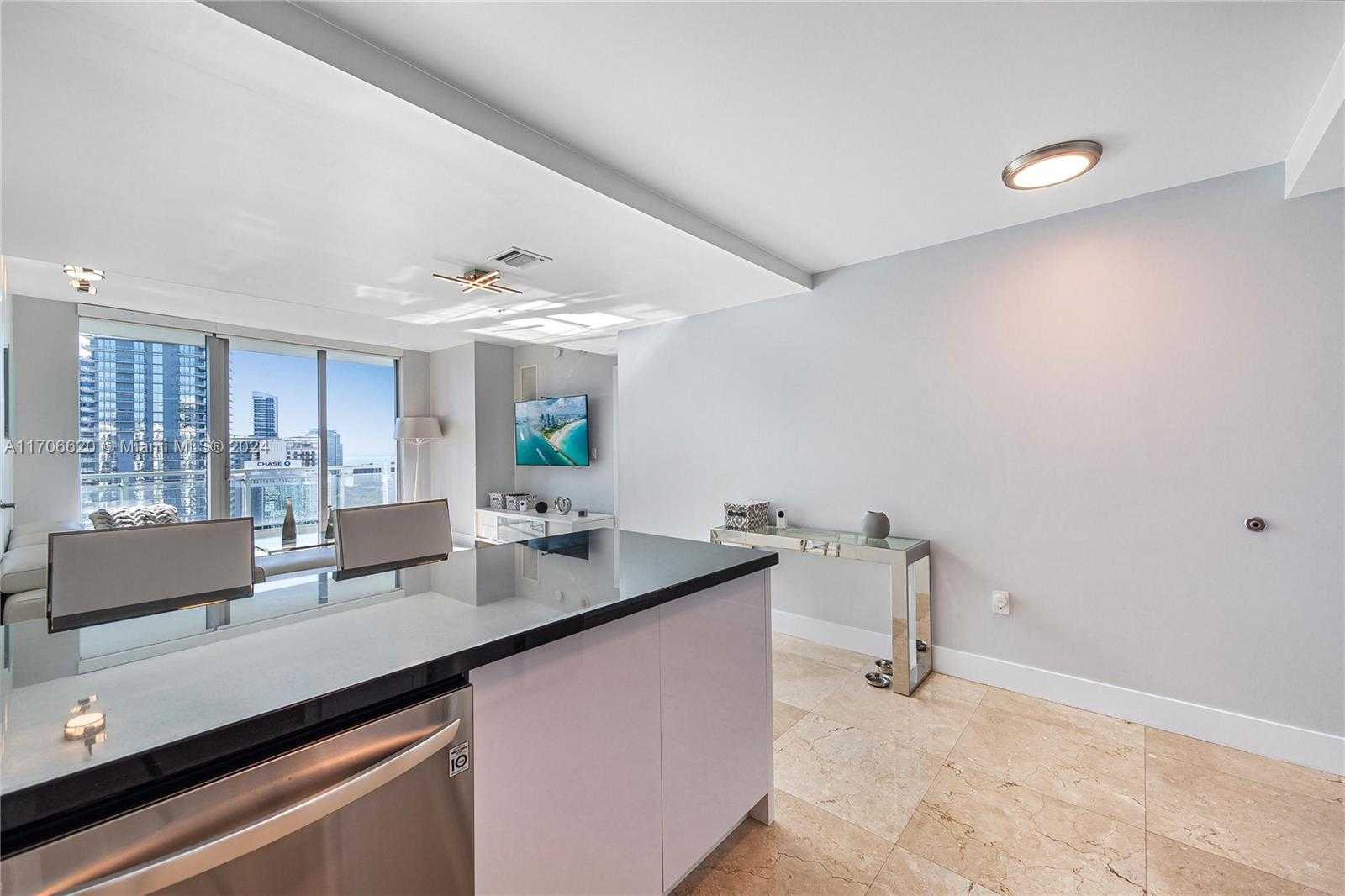 Small Image of 92 SOUTH WEST 3RD ST #3802, Miami Number 4