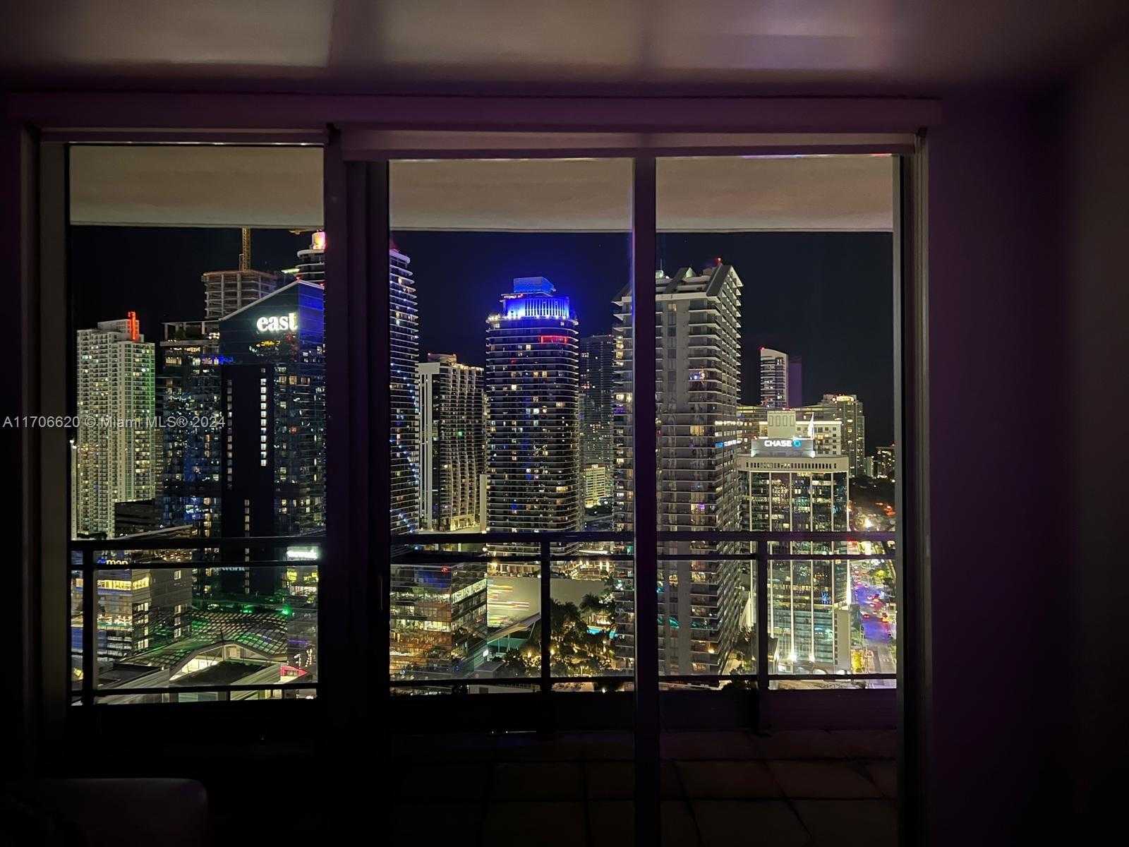 Small Image of 92 SOUTH WEST 3RD ST #3802, Miami Number 43