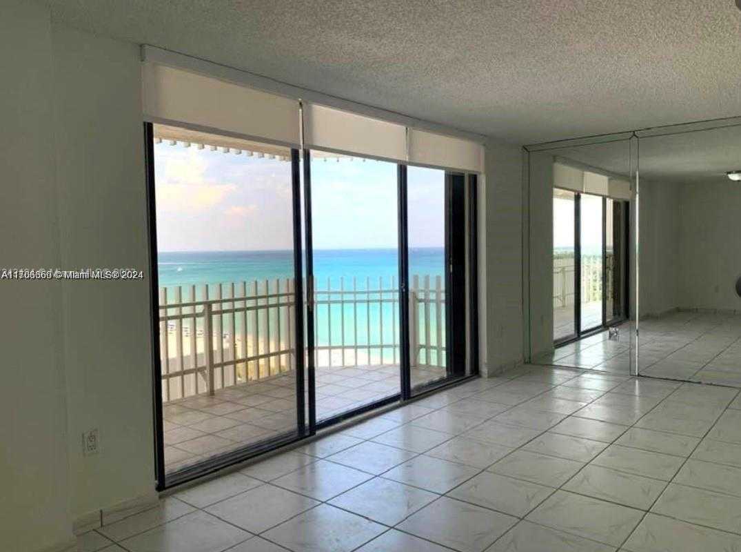 Small Image of 6061 COLLINS AVE #16C, Miami Beach Number 5