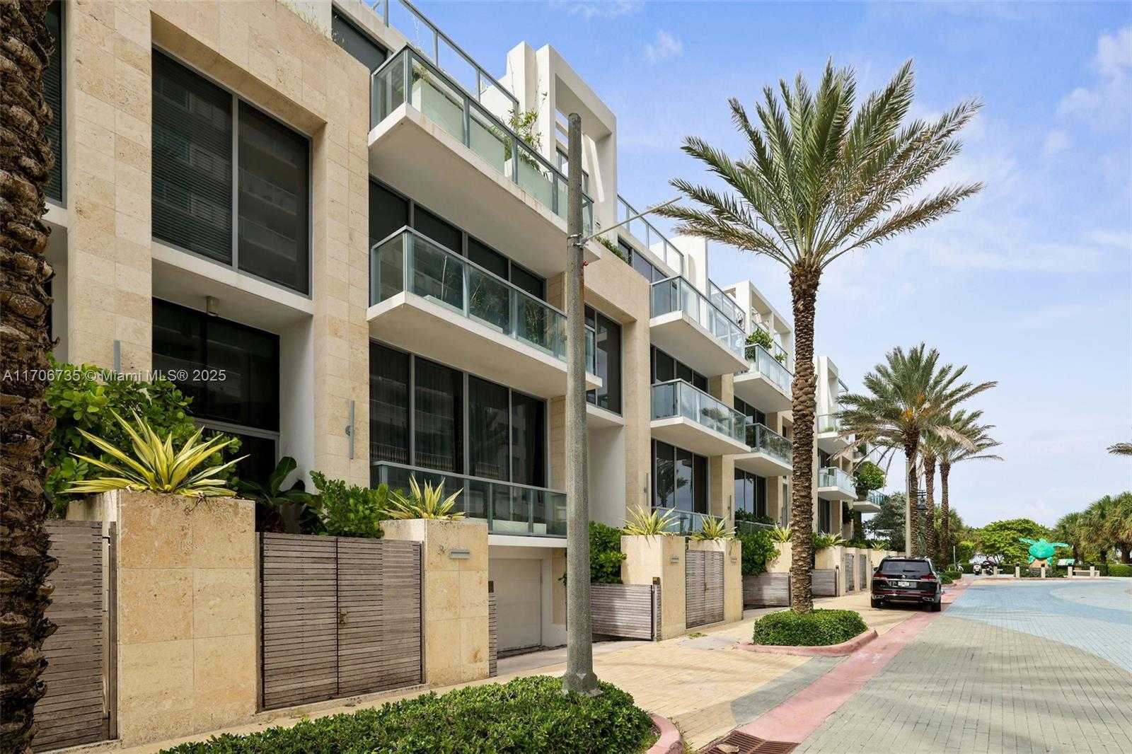 Small Image of 9501 COLLINS AVE #3, Surfside Number 27