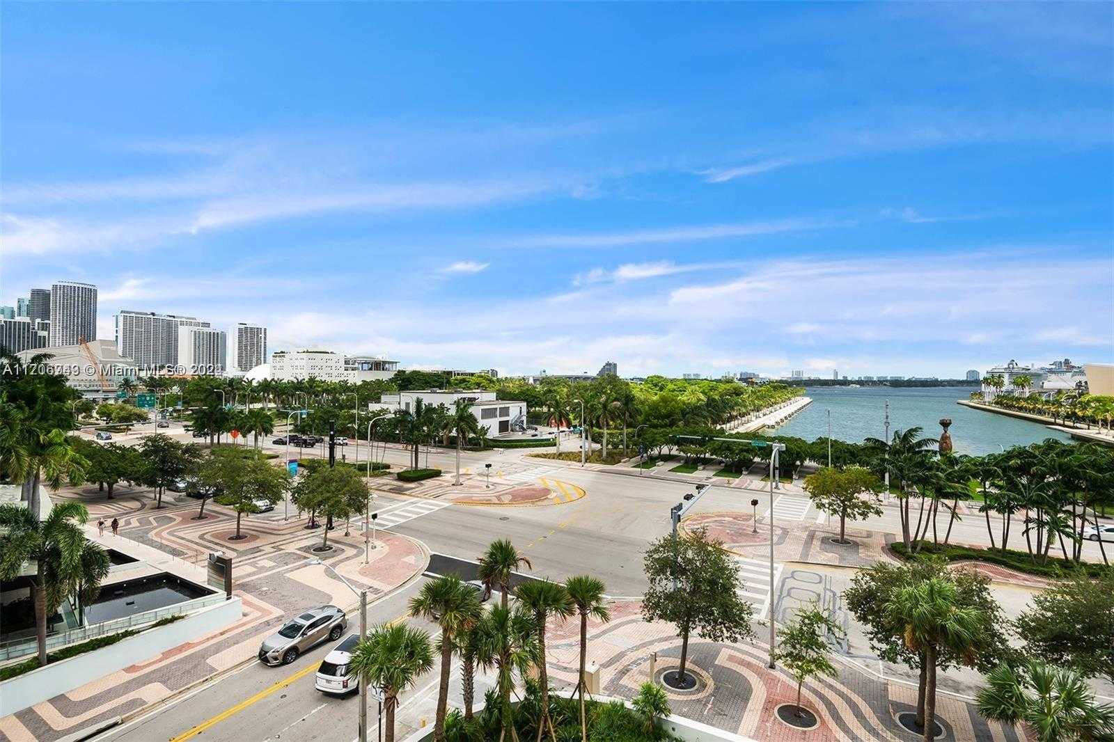 Small Image of 888 BISCAYNE BLVD #311, Miami Number 12