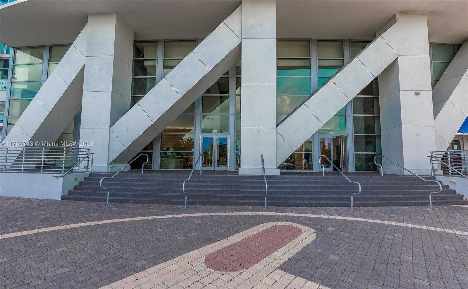 Small Image of 888 BISCAYNE BLVD #311, Miami Number 2