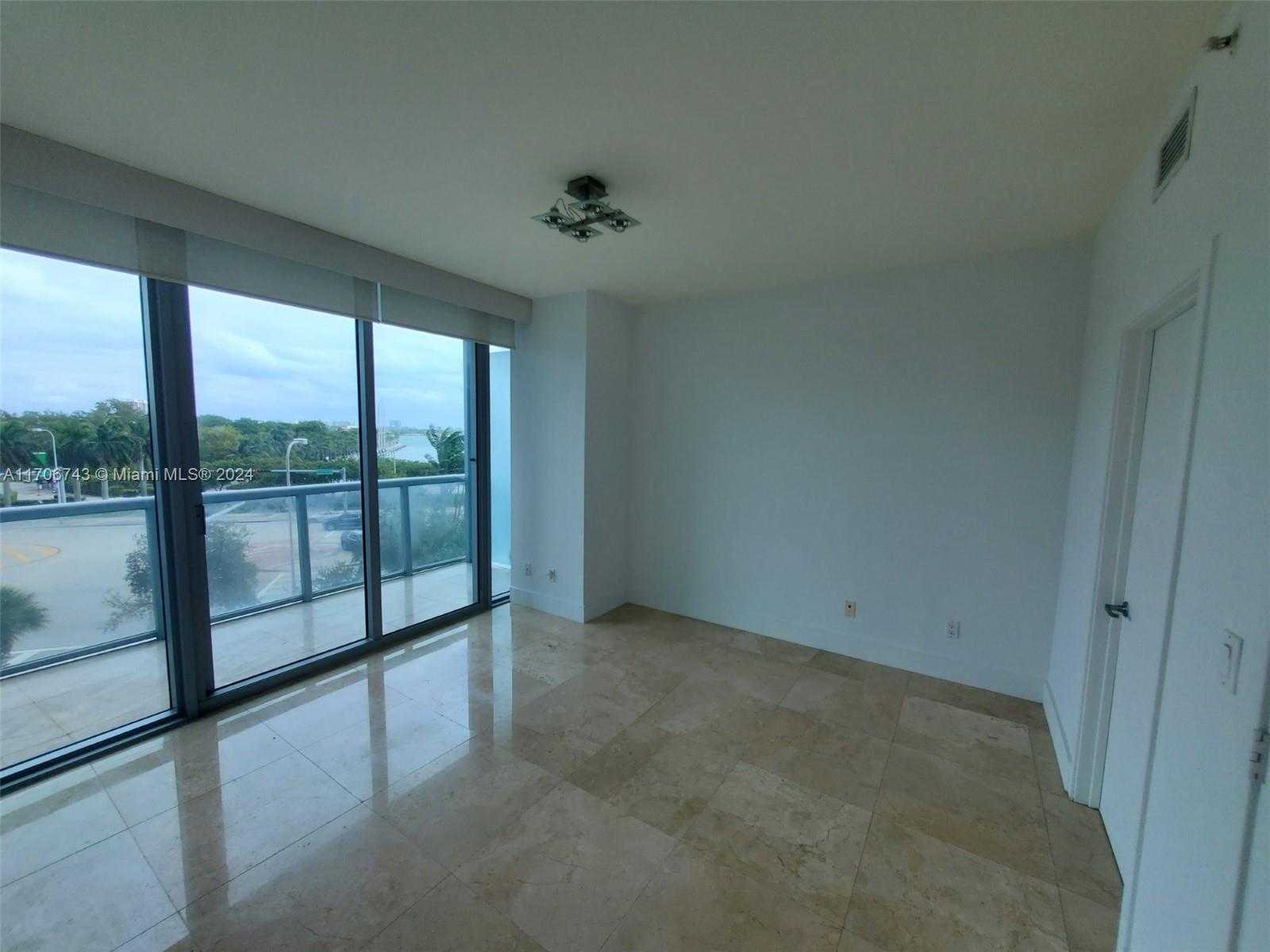 Small Image of 888 BISCAYNE BLVD #311, Miami Number 6