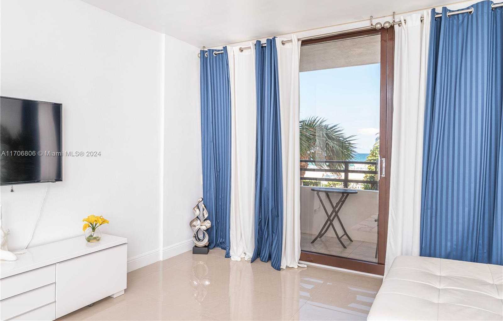 Small Image of 3505 SOUTH OCEAN DR #221, Hollywood Number 10