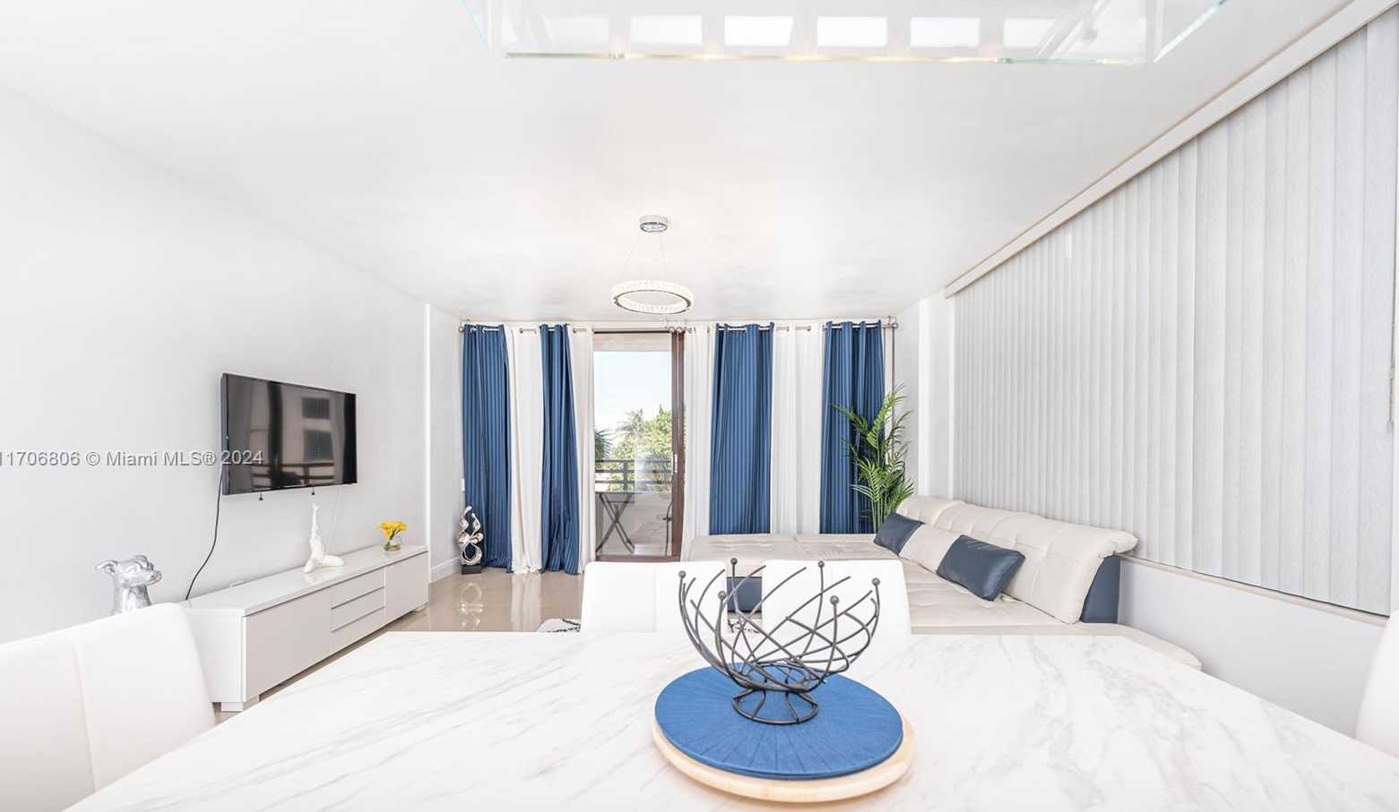 Small Image of 3505 SOUTH OCEAN DR #221, Hollywood Number 12