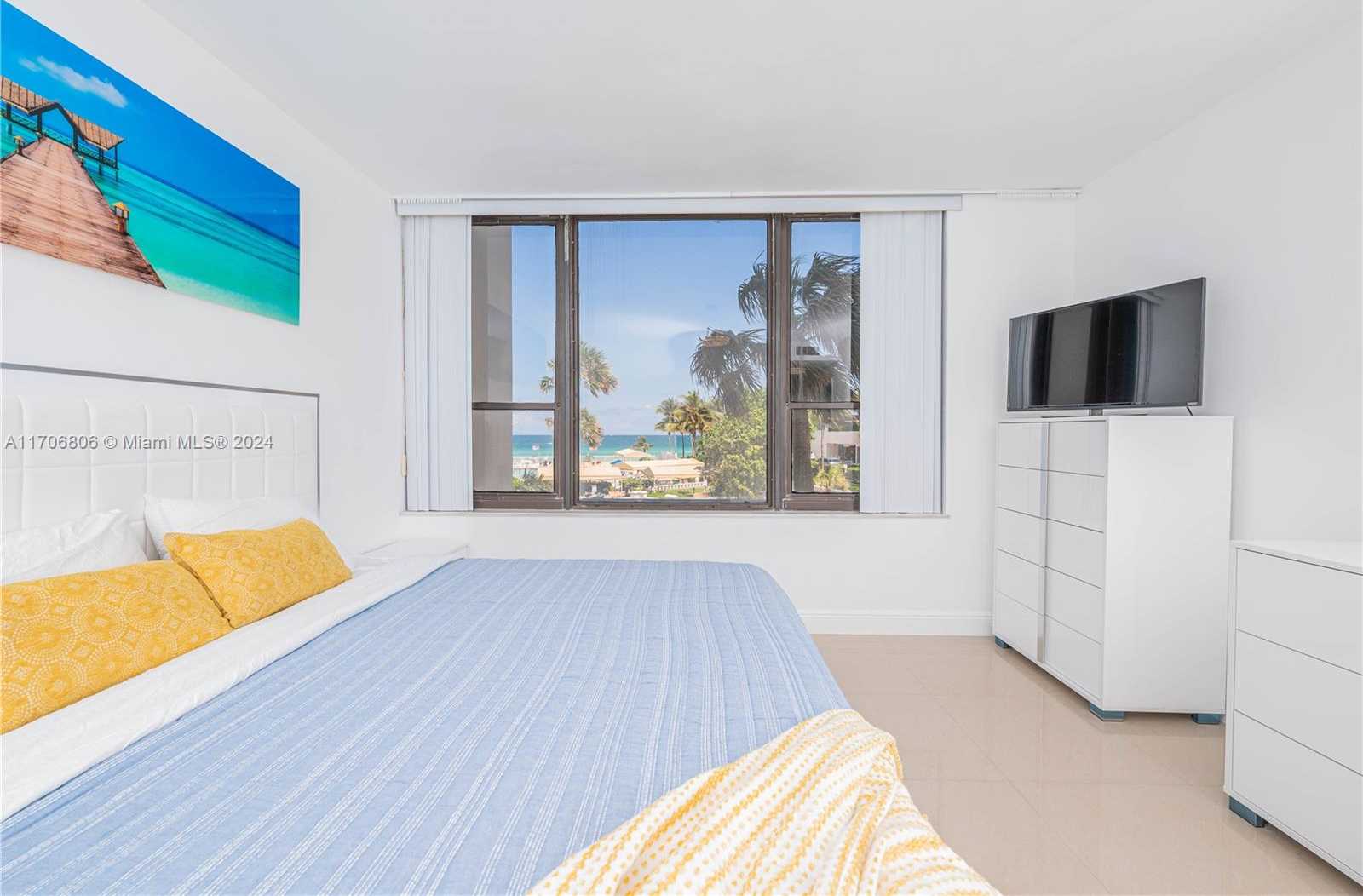 Small Image of 3505 SOUTH OCEAN DR #221, Hollywood Number 20