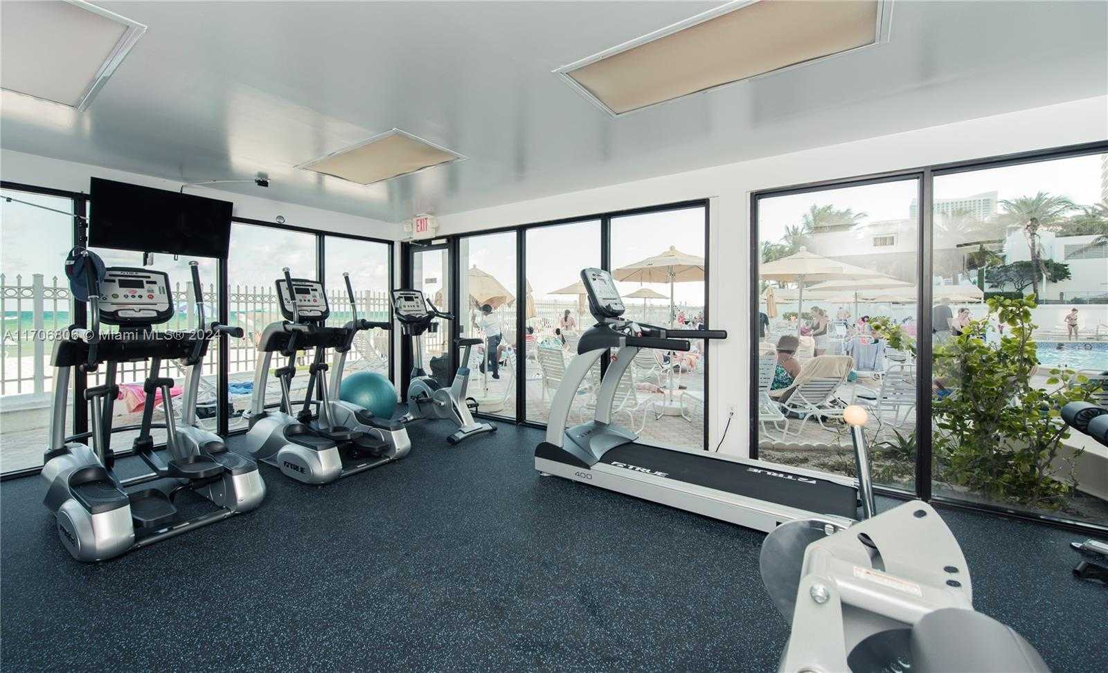 Small Image of 3505 SOUTH OCEAN DR #221, Hollywood Number 41