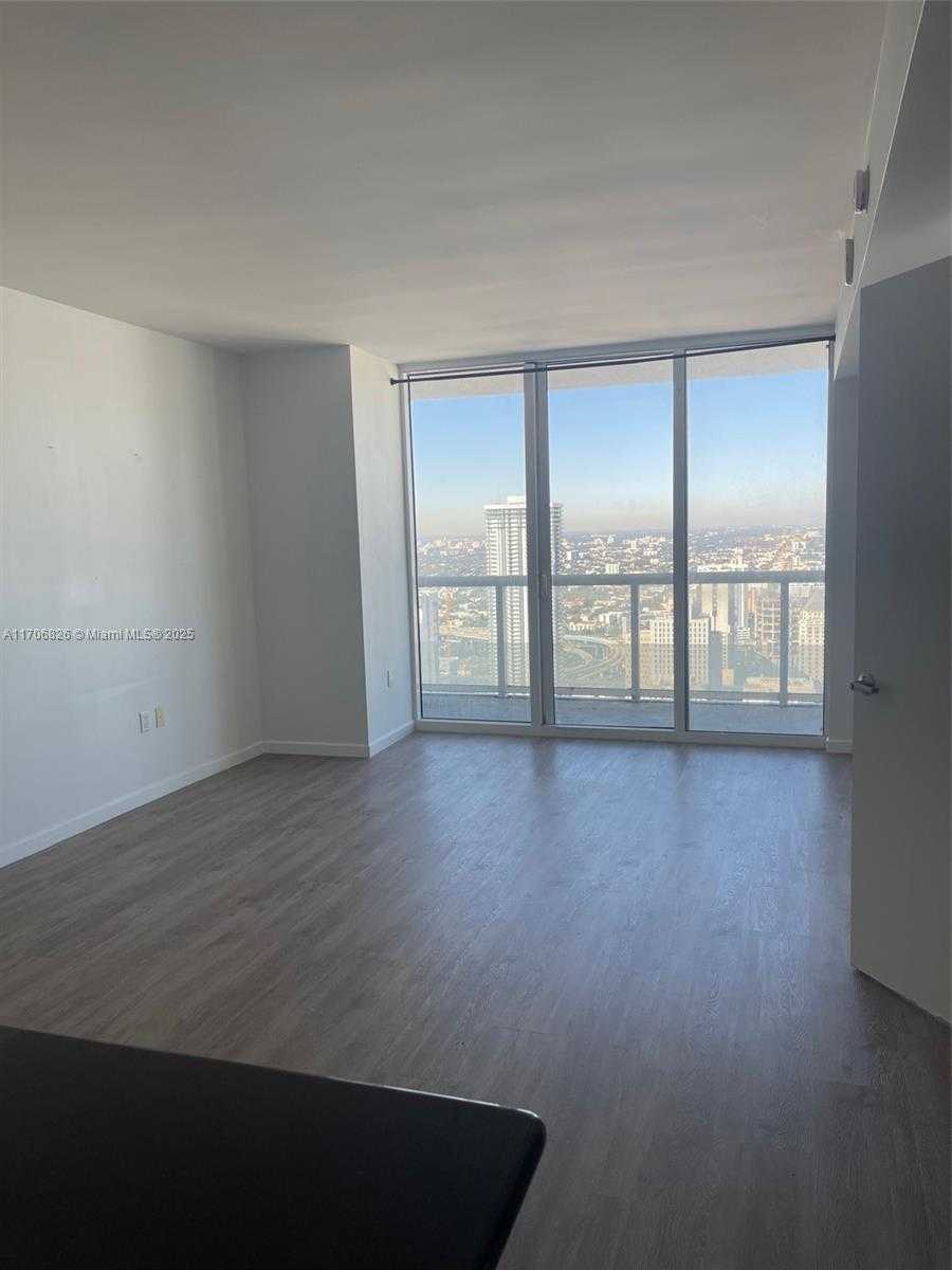Small Image of 50 BISCAYNE BLVD #5207, Miami Number 13