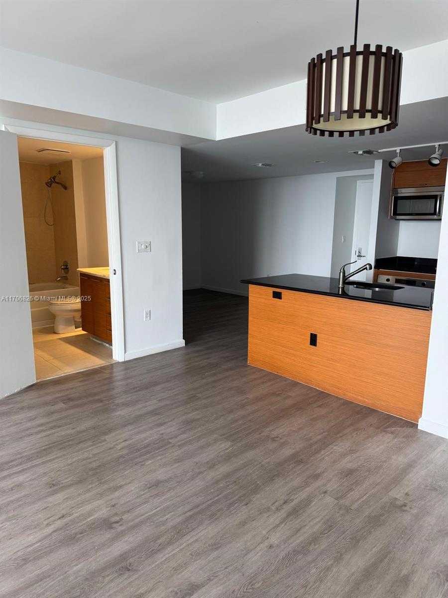 Small Image of 50 BISCAYNE BLVD #5207, Miami Number 21