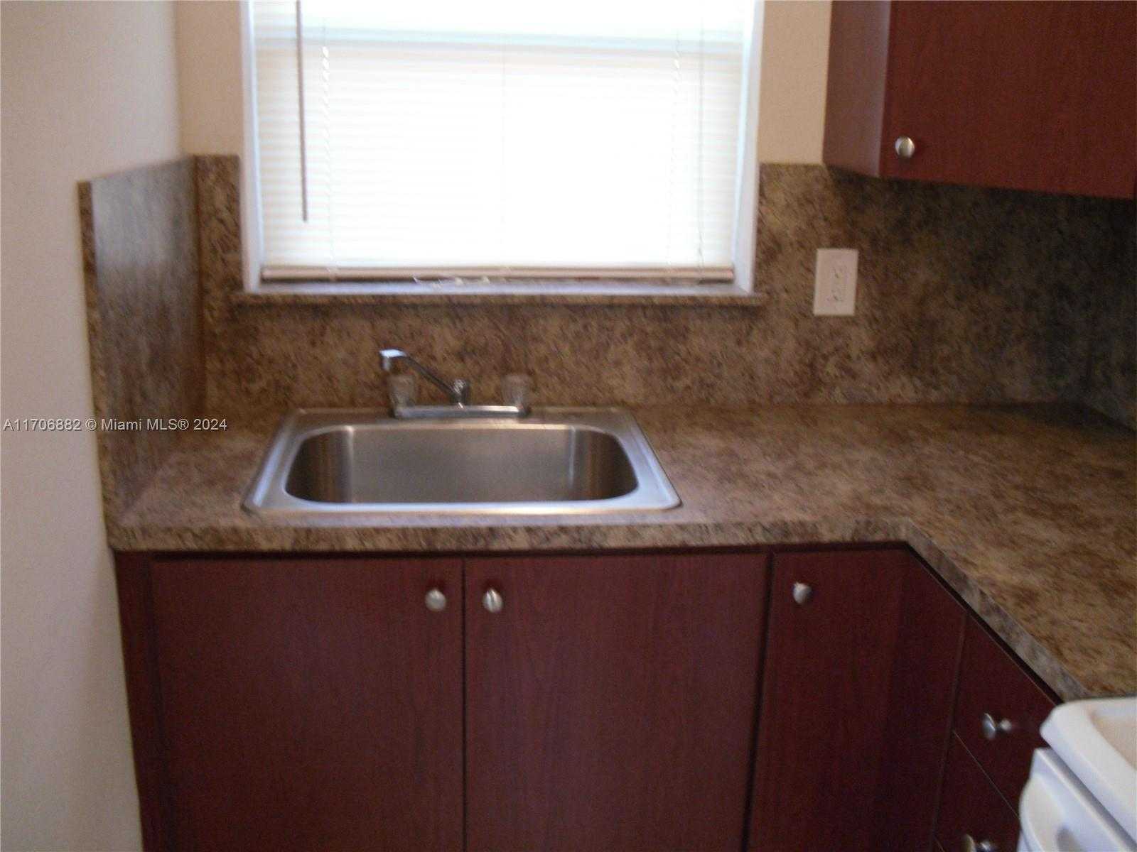 Small Image of 1675 NORTH EAST 150TH ST #03, Miami Number 4