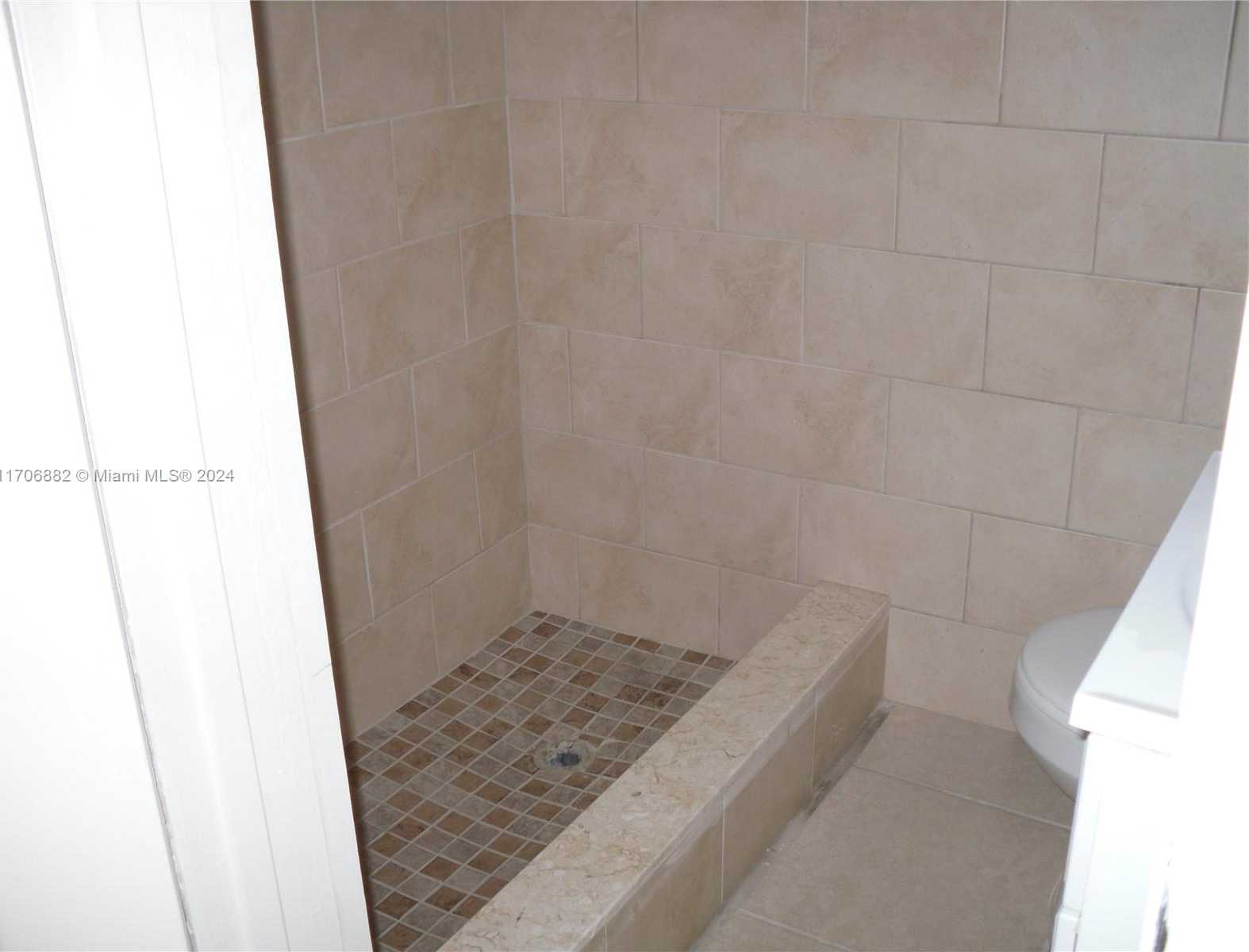 Small Image of 1675 NORTH EAST 150TH ST #03, Miami Number 6