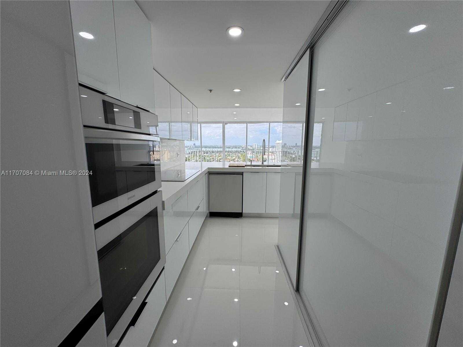Small Image of 7601 EAST TREASURE DR #2305, North Bay Village Number 15