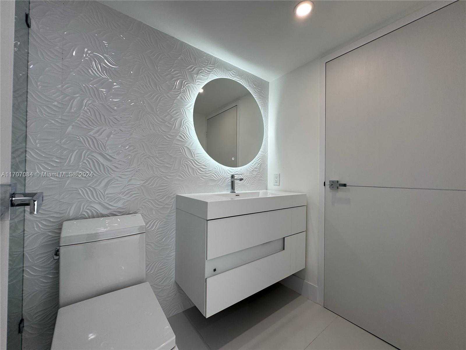 Small Image of 7601 EAST TREASURE DR #2305, North Bay Village Number 25