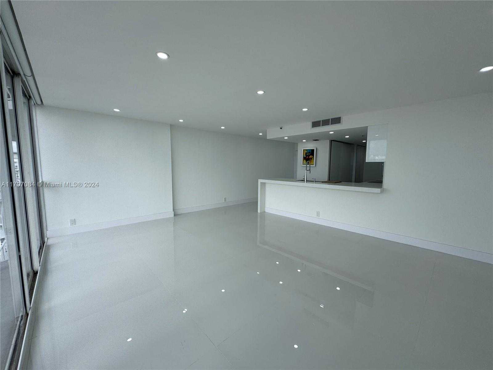 Small Image of 7601 EAST TREASURE DR #2305, North Bay Village Number 5