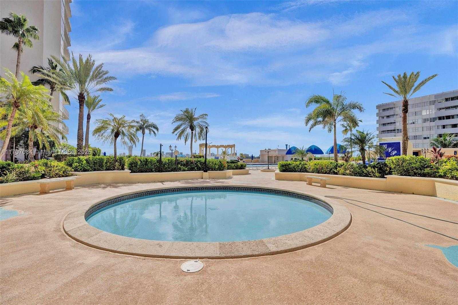 Small Image of 7601 EAST TREASURE DR #2305, North Bay Village Number 55