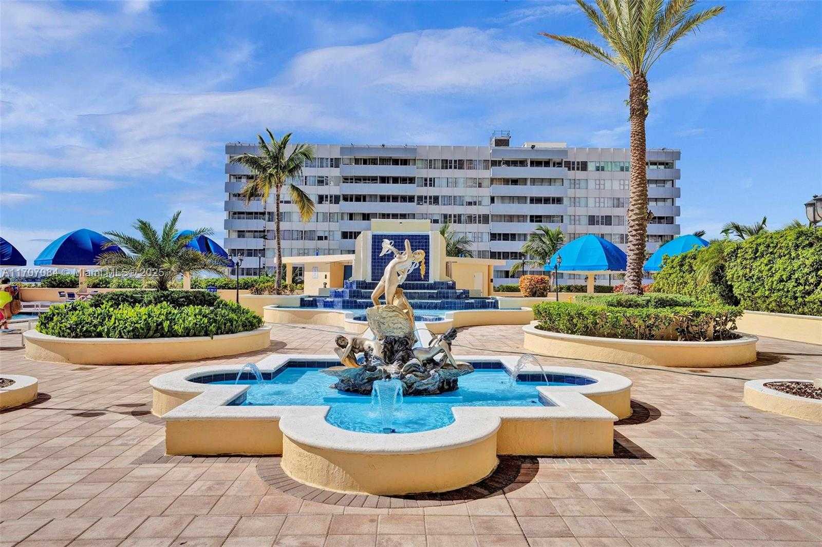 Small Image of 7601 EAST TREASURE DR #2305, North Bay Village Number 56