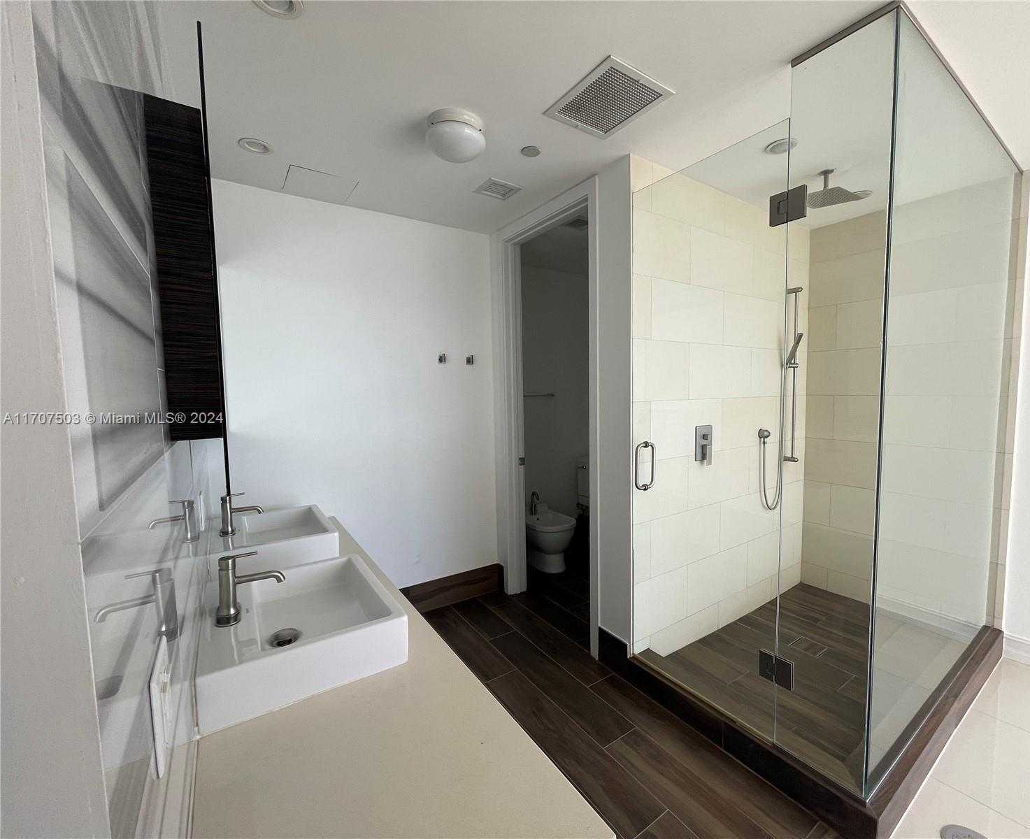 Small Image of 1100 BISCAYNE BLVD #1906, Miami Number 11