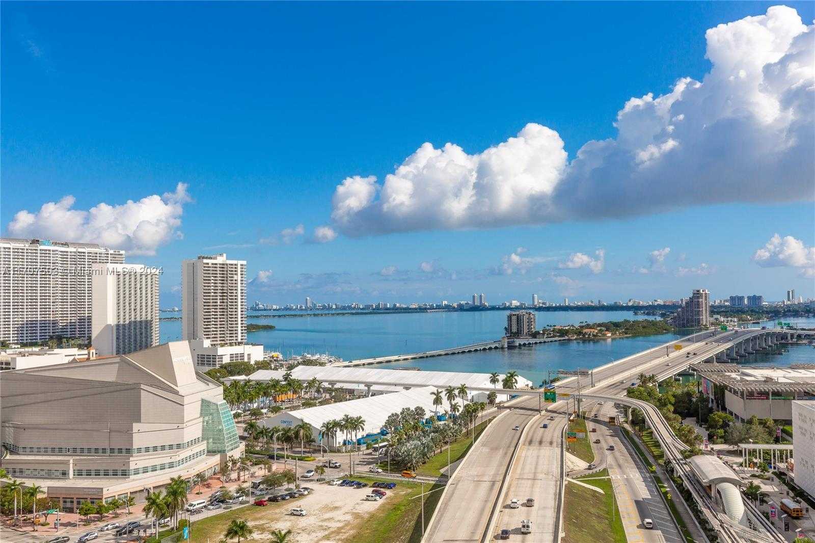 Small Image of 1100 BISCAYNE BLVD #1906, Miami Number 5