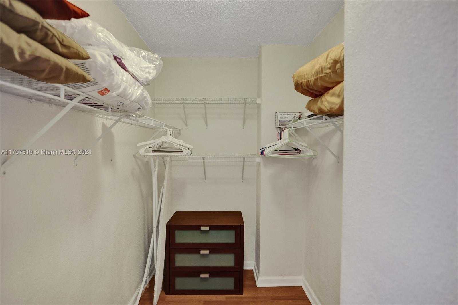 Small Image of 2501 SOUTH OCEAN DR #533 (available NOW), Hollywood Number 15