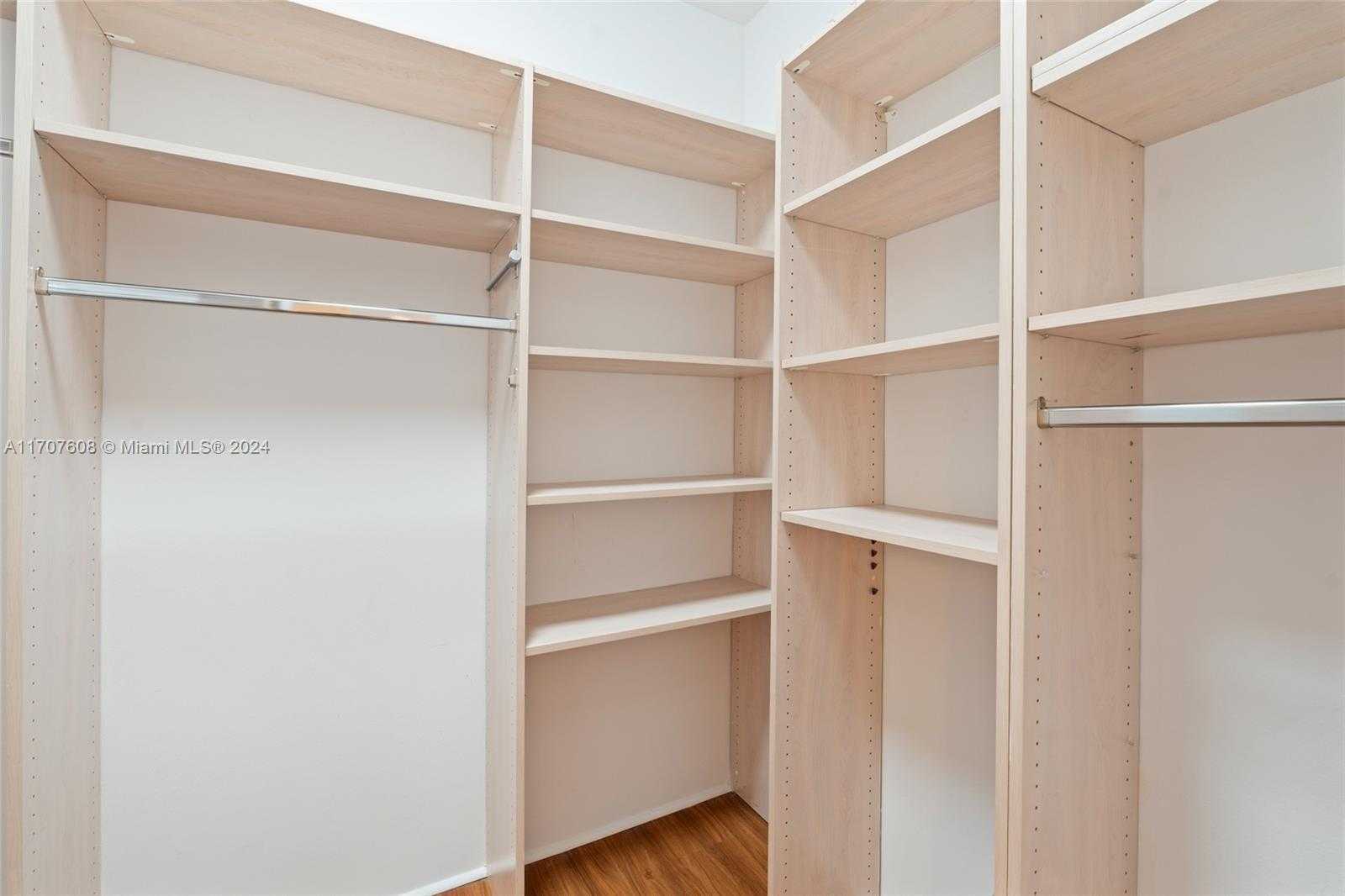 Small Image of 20281 EAST COUNTRY CLUB DR #2303, Aventura Number 22