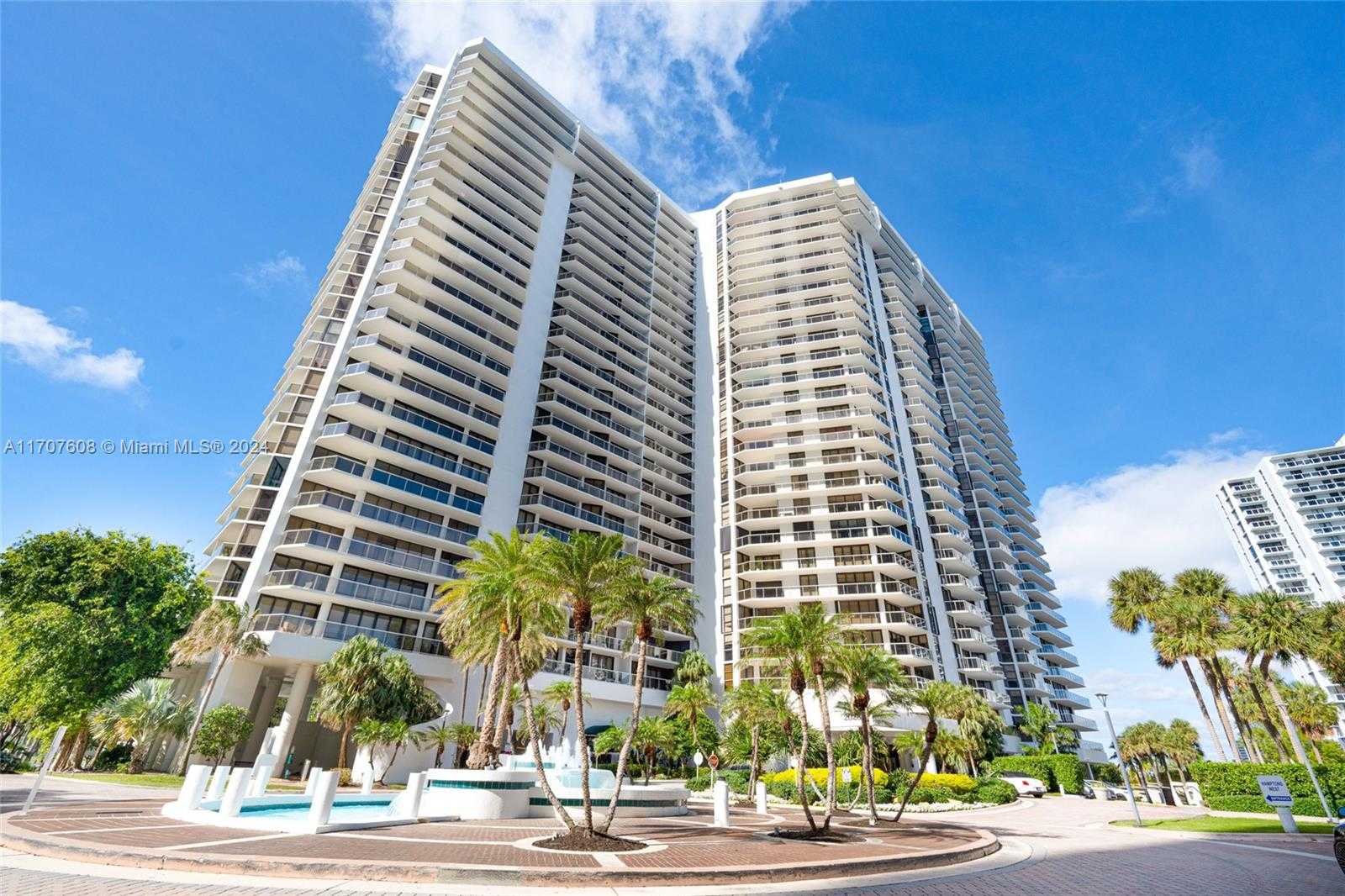 Small Image of 20281 EAST COUNTRY CLUB DR #2303, Aventura Number 4