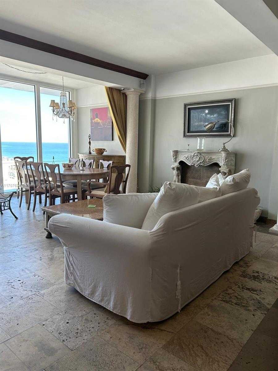 Small Image of 100 LINCOLN RD #PH8, Miami Beach Number 11