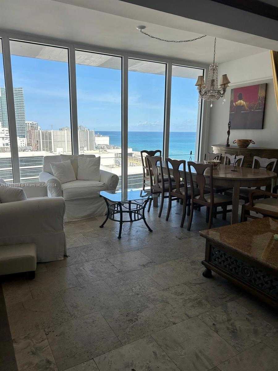 Small Image of 100 LINCOLN RD #PH8, Miami Beach Number 9