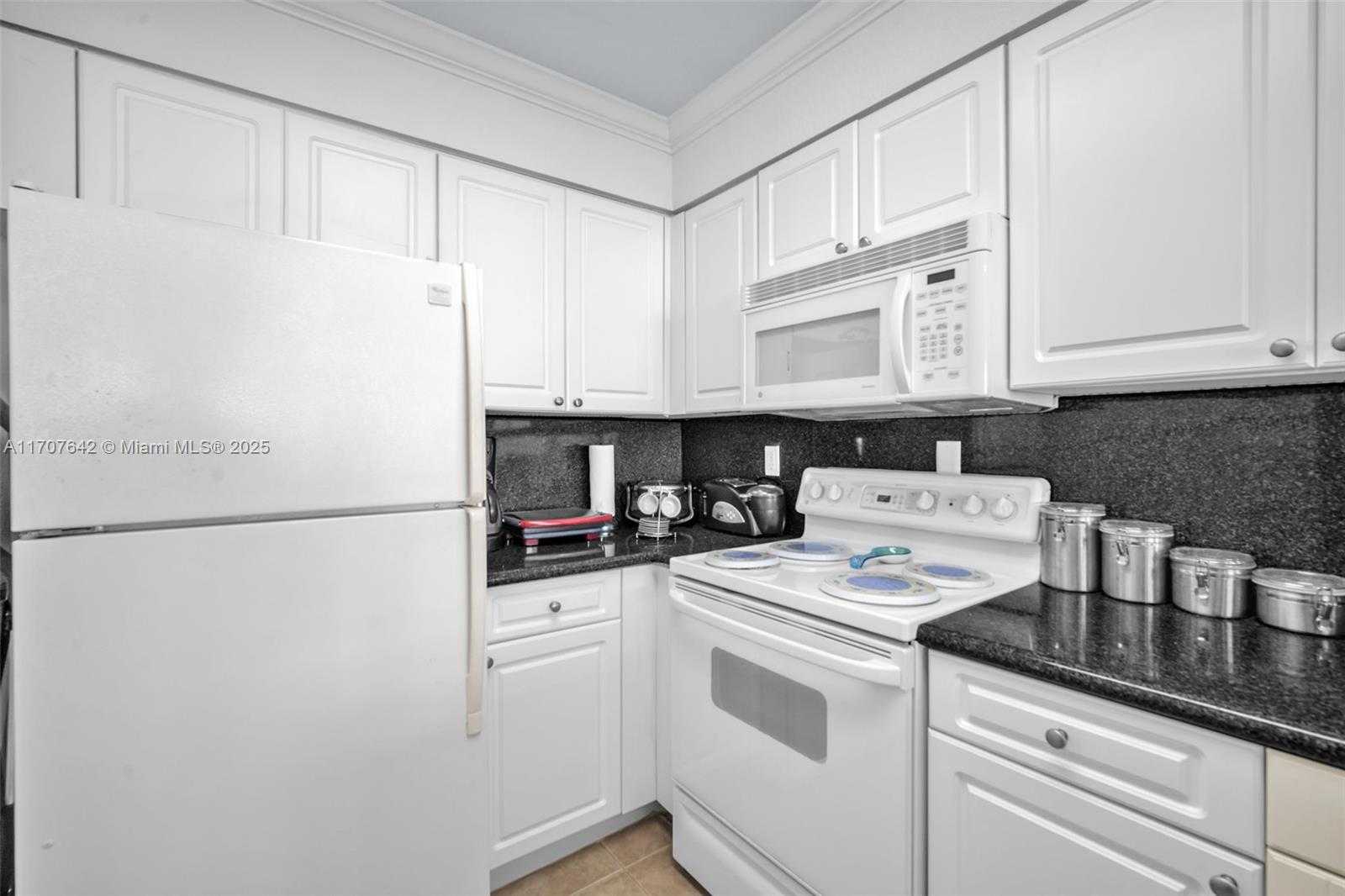 Small Image of 2501 SOUTH OCEAN DRIVE #809, Hollywood Number 11