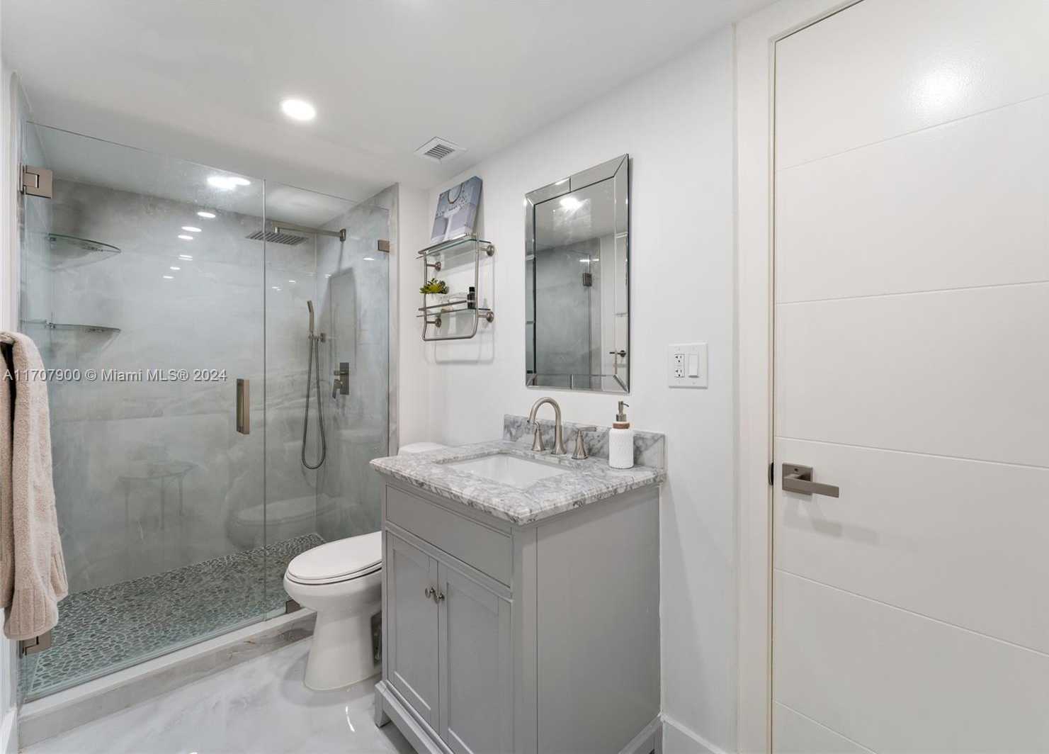 Small Image of 1600 SOUTH OCEAN DR #10E, Hollywood Number 15