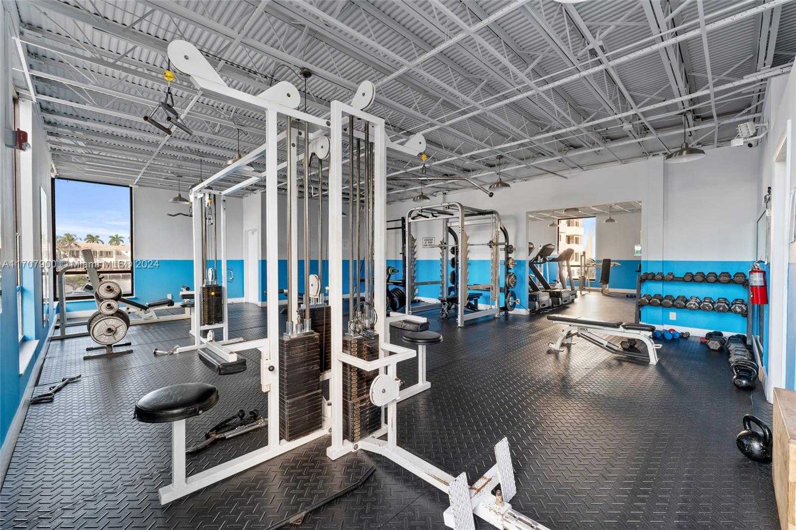 Small Image of 1600 SOUTH OCEAN DR #10E, Hollywood Number 19