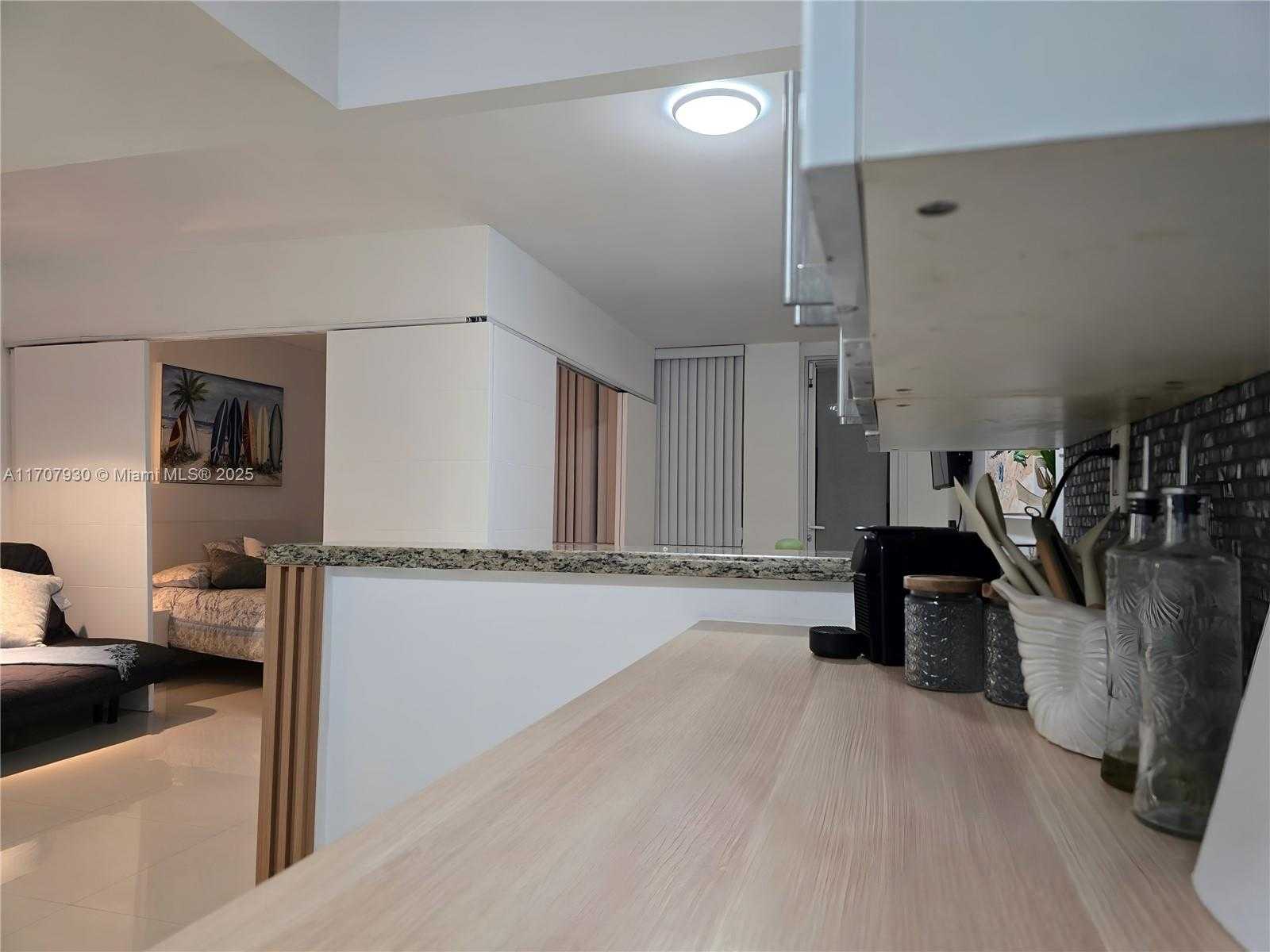 Small Image of 100 LINCOLN RD #503, Miami Beach Number 10