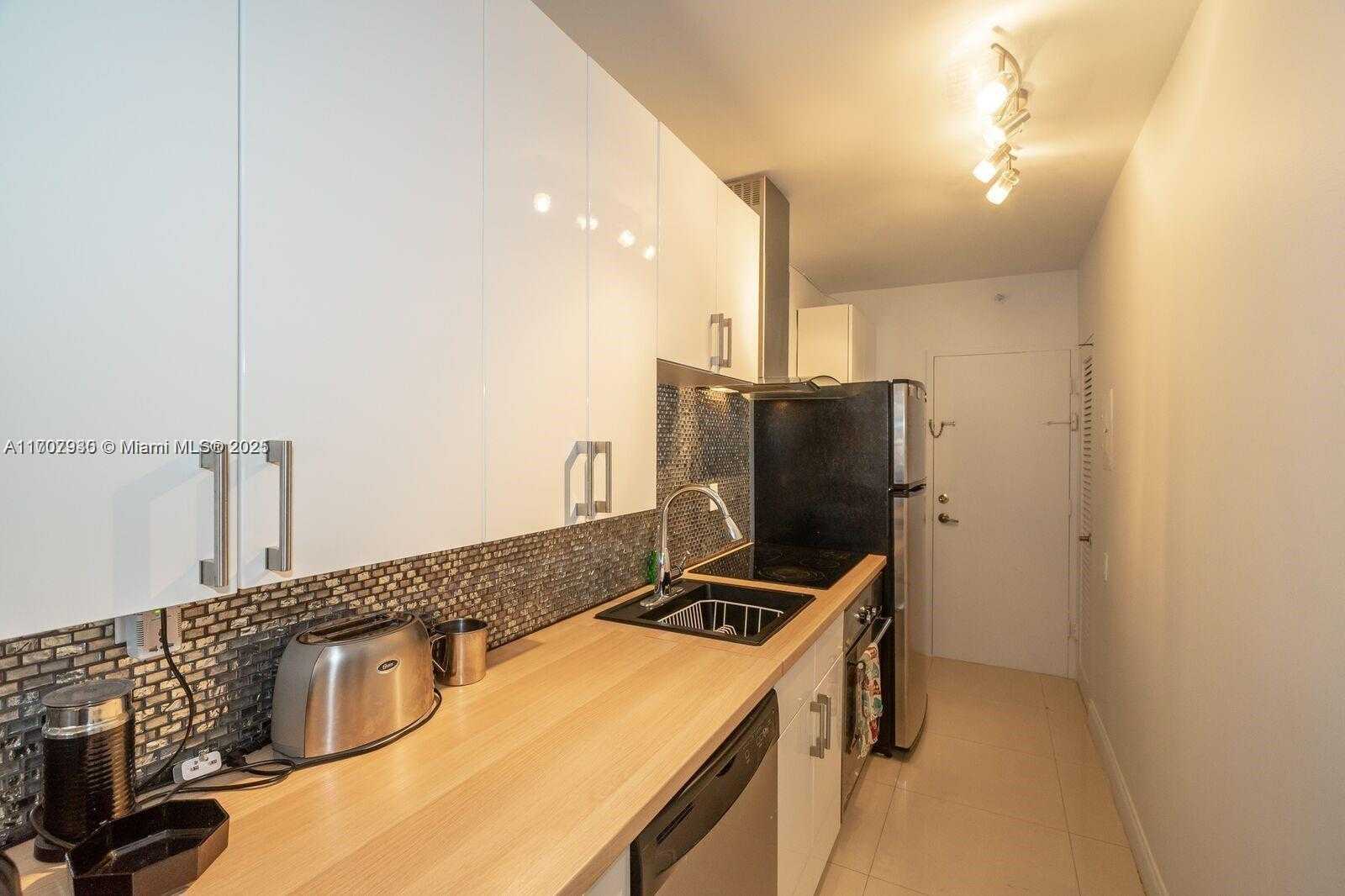 Small Image of 100 LINCOLN RD #503, Miami Beach Number 18