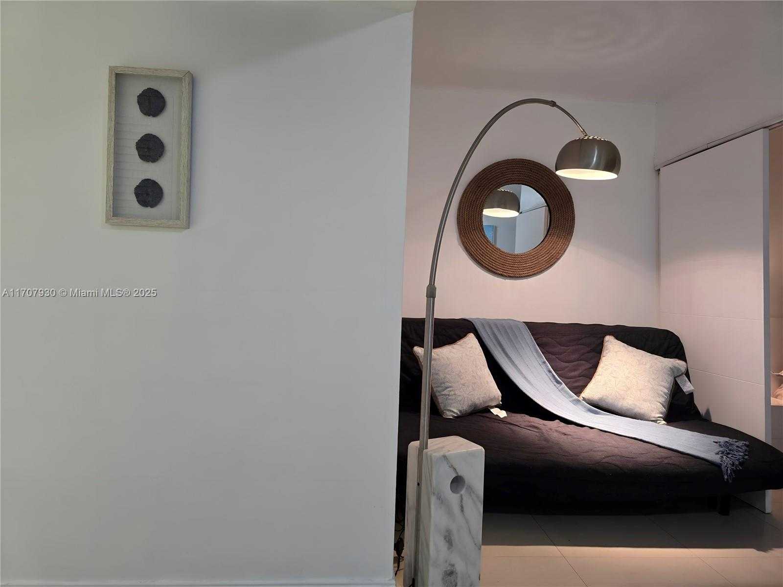 Small Image of 100 LINCOLN RD #503, Miami Beach Number 5