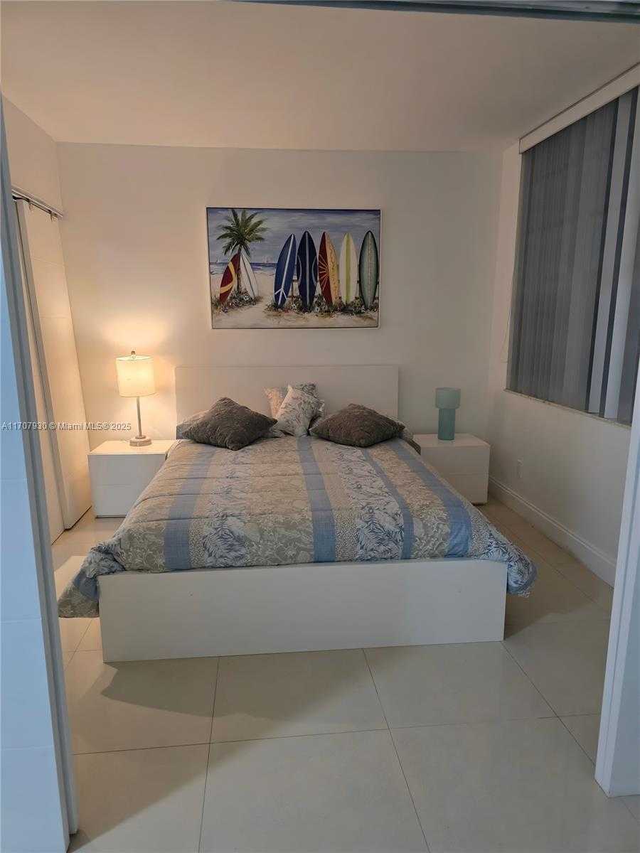 Small Image of 100 LINCOLN RD #503, Miami Beach Number 6