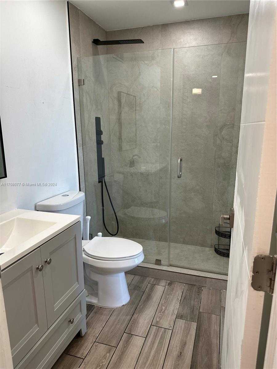 Small Image of 1251 NORTH EAST 108TH ST #810, Miami Number 2