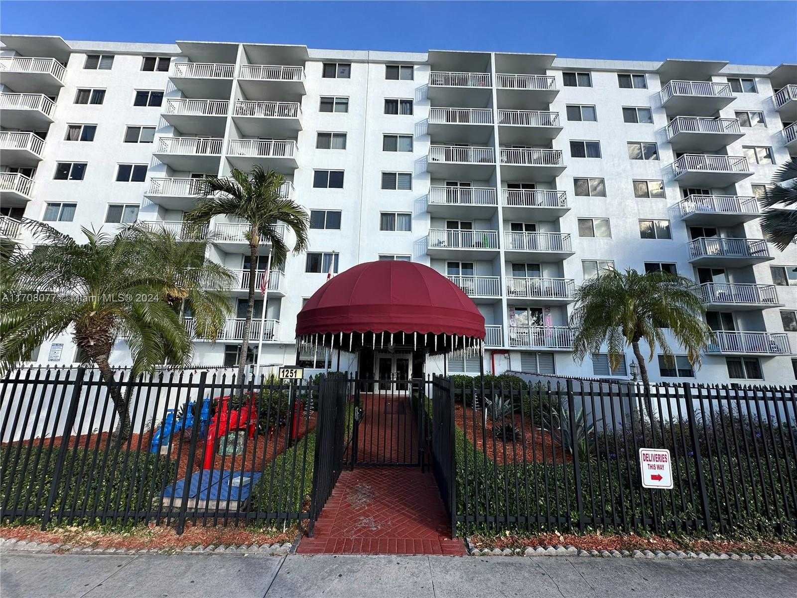 Small Image of 1251 NORTH EAST 108TH ST #810, Miami Number 9