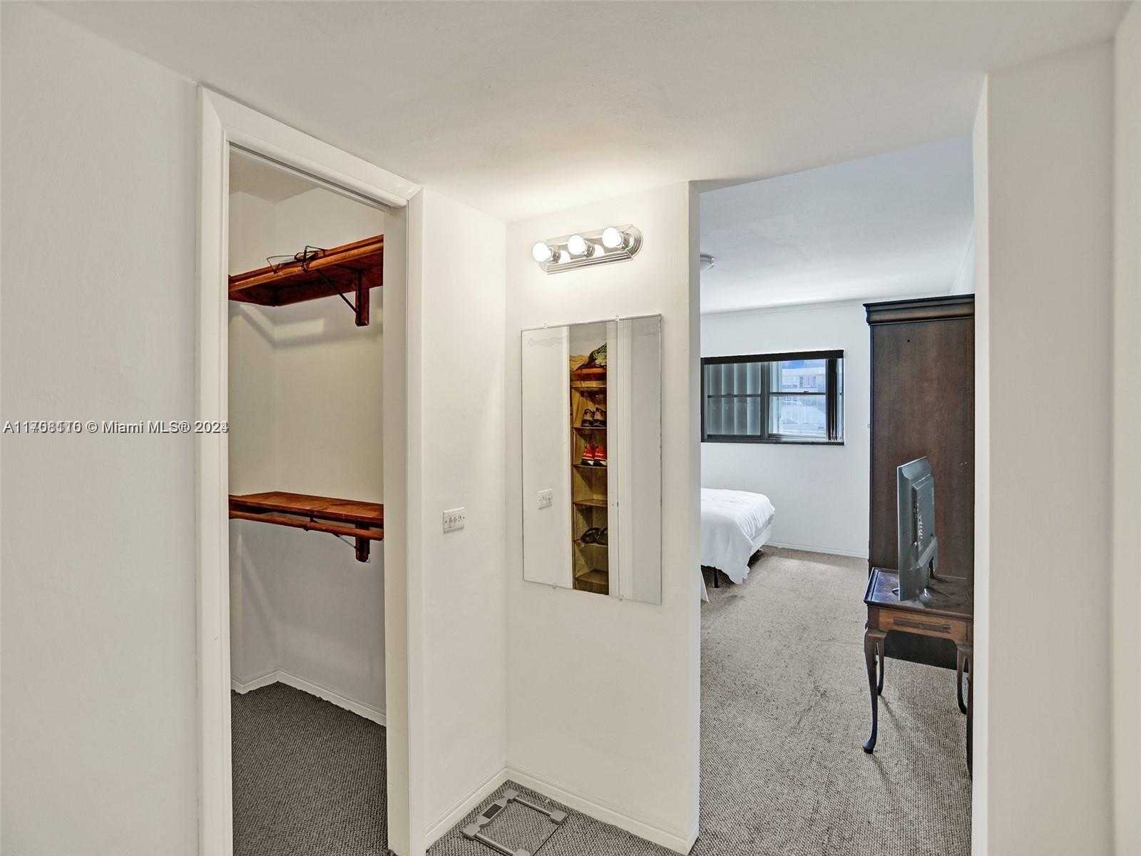 Small Image of 1075 92ND ST #504, Bay Harbor Islands Number 19