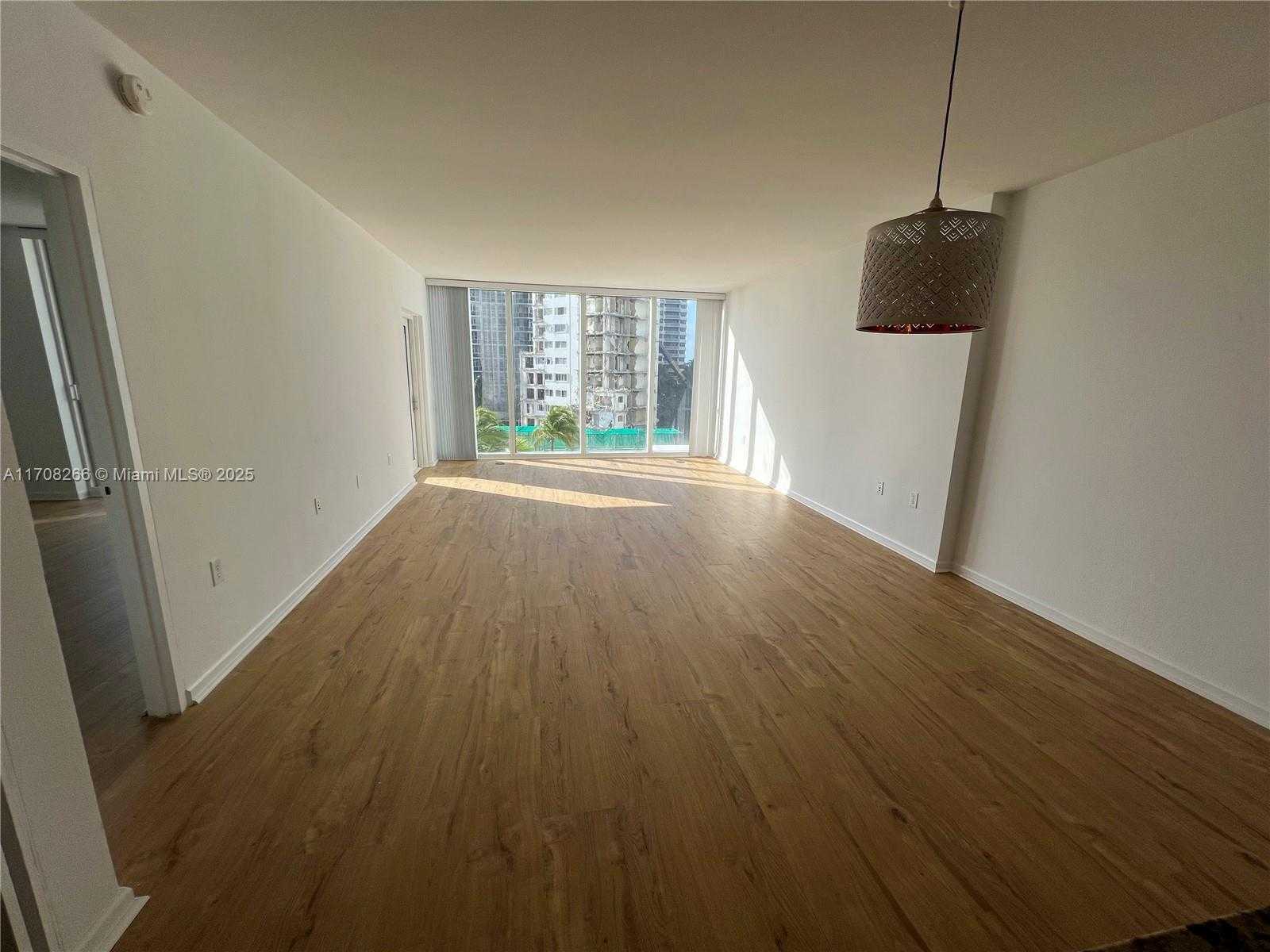Small Image of 10275 COLLINS AVE #415, Bal Harbour Number 6
