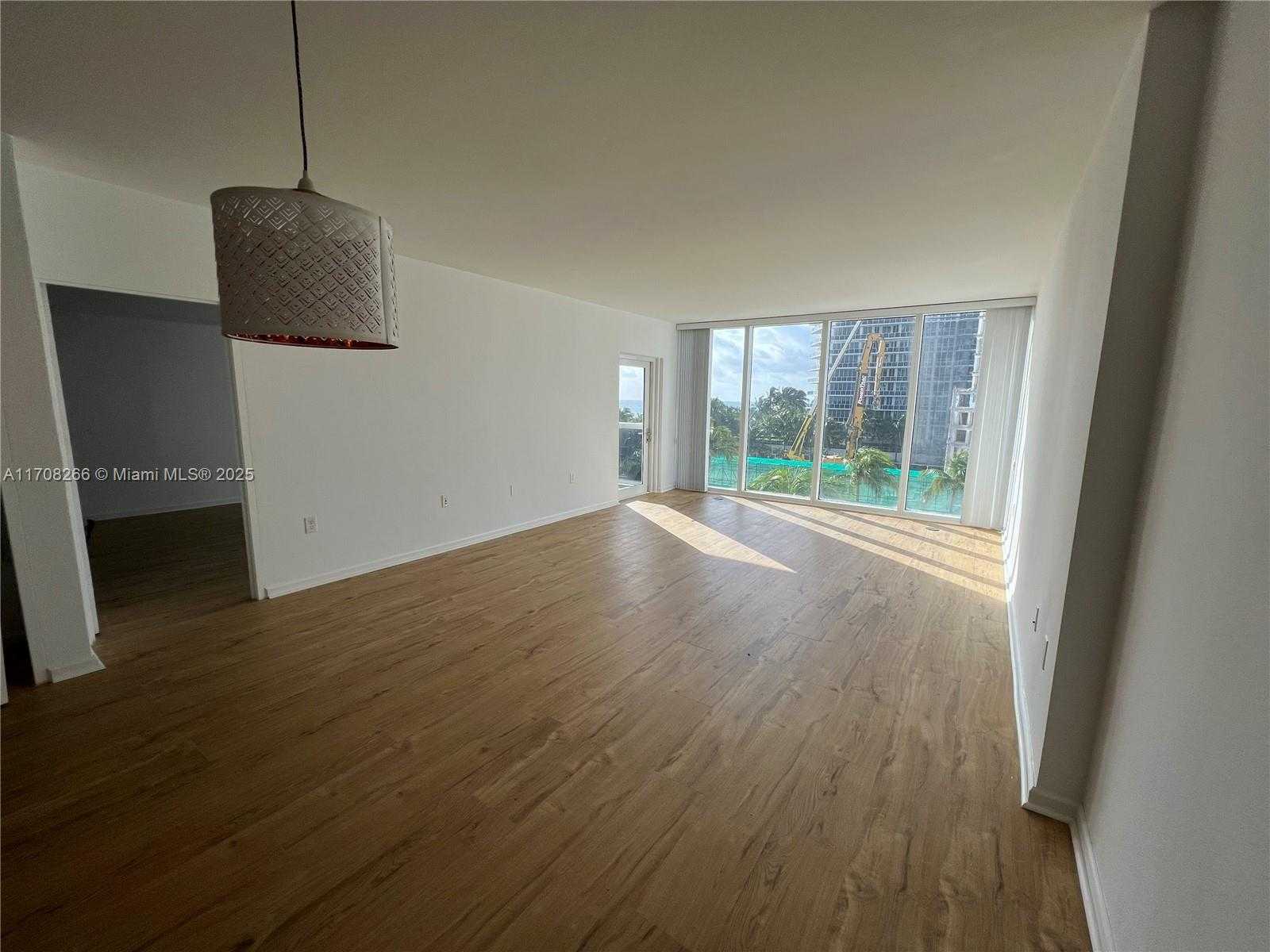 Small Image of 10275 COLLINS AVE #415, Bal Harbour Number 7